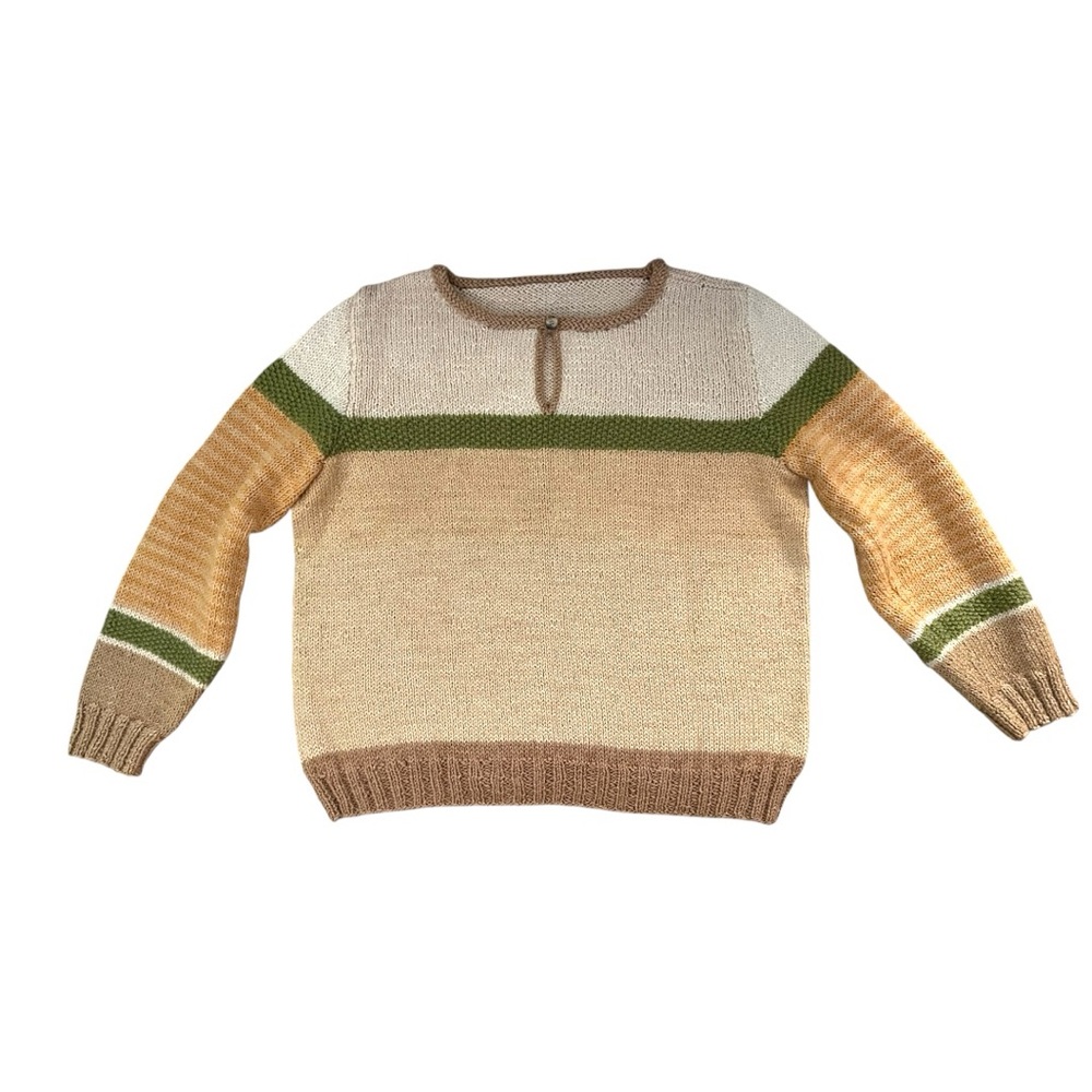 Vintage colourblock Textured  Wool Sweater with Keyhole Button Detail